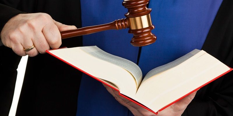 Prejudiciële vragen over weigeren gemachtigde