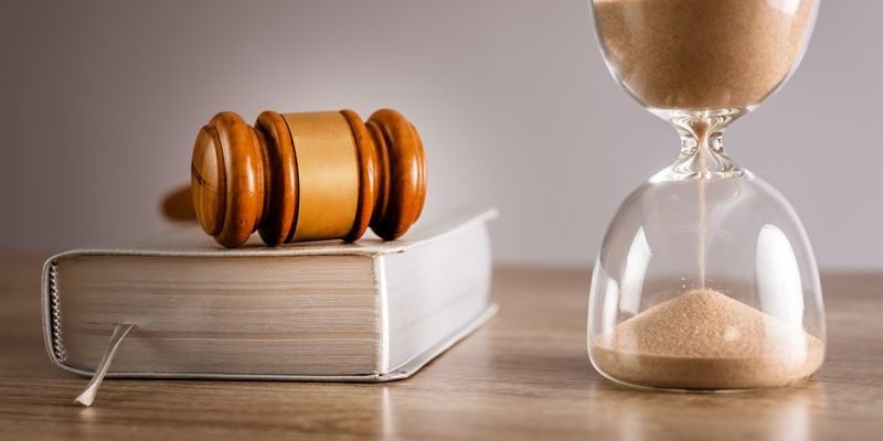 Constatering, dat de redelijke termijn is overschreden, volstaat bij gering financieel belang