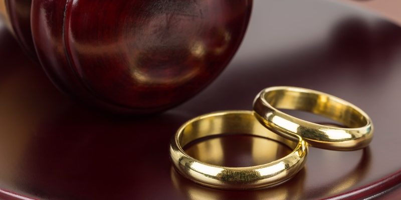 Schenking bij aangaan huwelijkse voorwaarden?